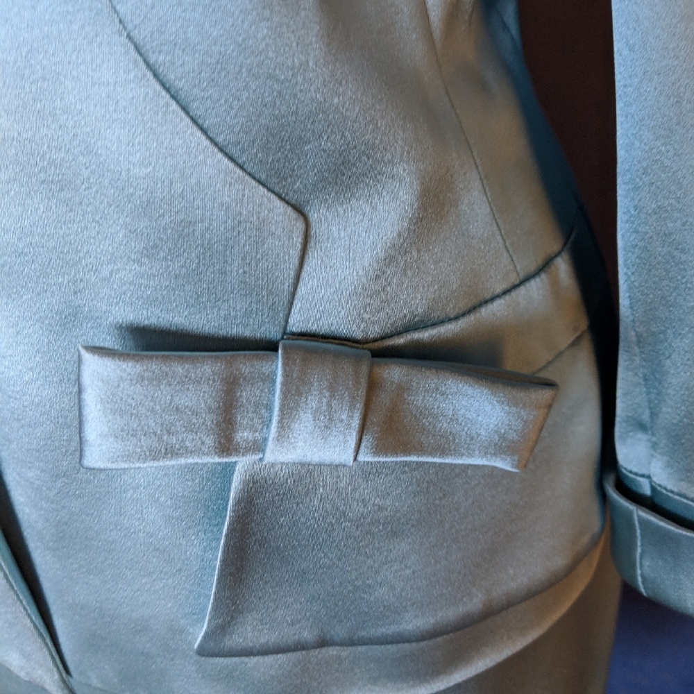 Albert Nipon - image 3